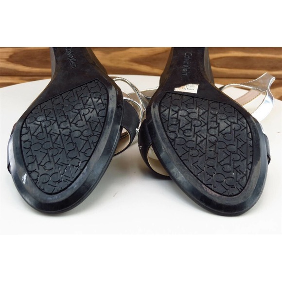 Calvin Klein Size 9 Medium Silver Strappy Synthetic‎ Women Sandals Pamilla - Picture 6 of 7